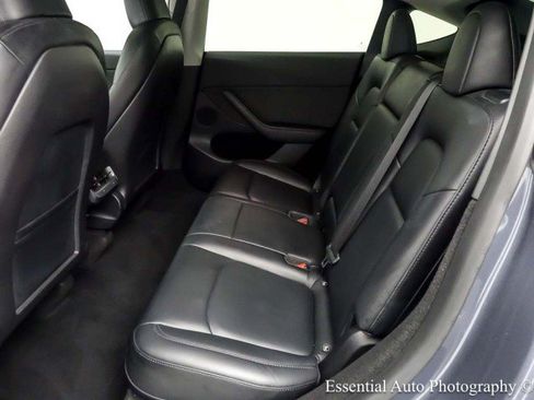 Used 2023 Tesla Model Y Long Range AWD/4WD image 14