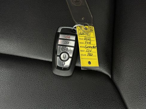 Used 2021 Ford Explorer XLT w/ Equipment Group 202A image 33