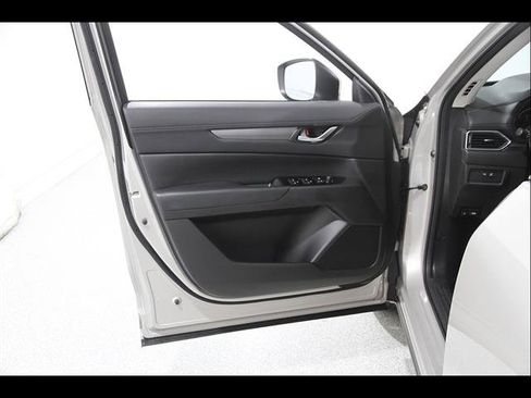 Certified 2025 MAZDA CX-5 AWD 2.5 S w/ Select Package image 4