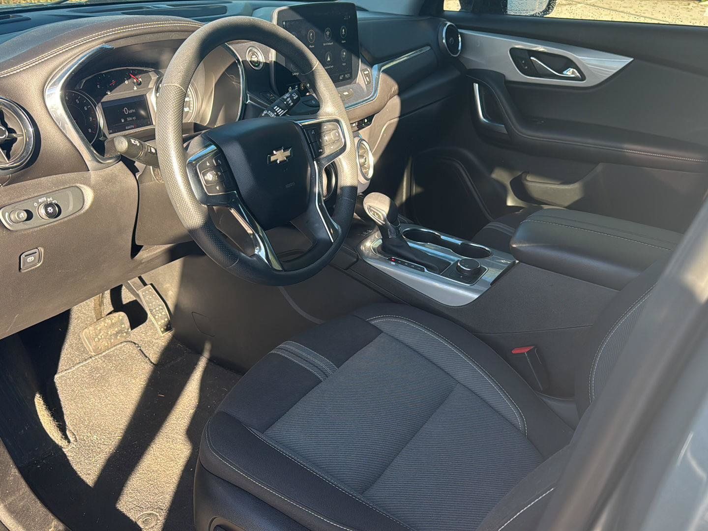 Used 2023 Chevrolet Blazer LT w/ Convenience Package FWD image 11