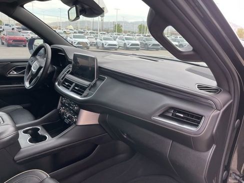 Used 2023 GMC Yukon XL SLT image 21