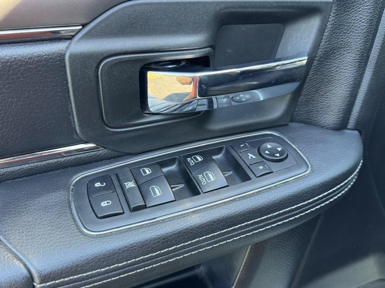 Used 2018 RAM 2500 Big Horn w/ Sport Appearance Group AWD/4WD image 22