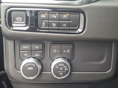 New 2026 GMC Yukon Elevation w/ LPO, Floor Liner Package image 25