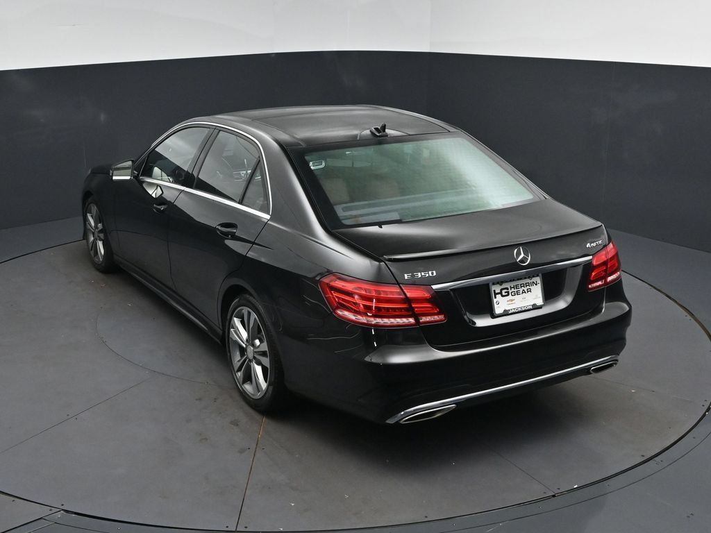 Used 2016 Mercedes-Benz E 350 4MATIC Sedan image 33