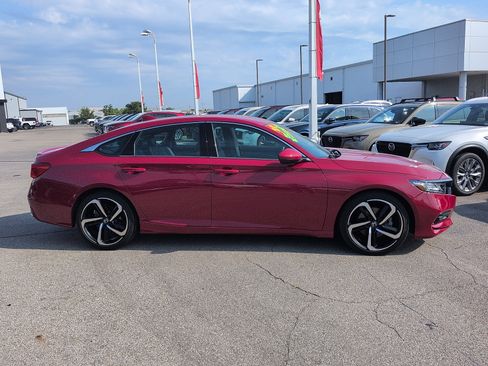Used 2020 Honda Accord Sport image 2