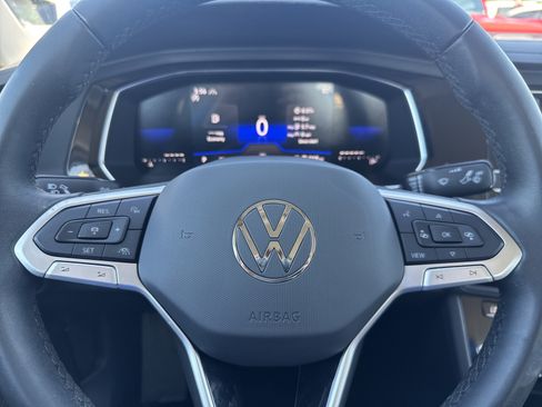 Certified 2023 Volkswagen Jetta SE FWD image 10