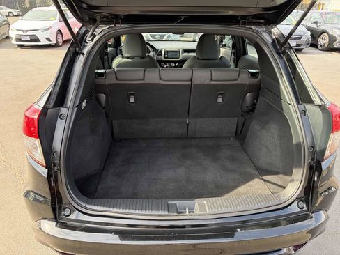 Used 2019 Honda HR-V Sport image 22