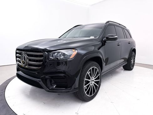 Used 2024 Mercedes-Benz GLS 450 4MATIC image 33