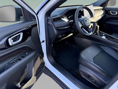 New 2026 Jeep Compass Trailhawk image 13