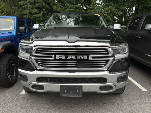 Used 2022 RAM 1500 Laramie AWD/4WD image 2