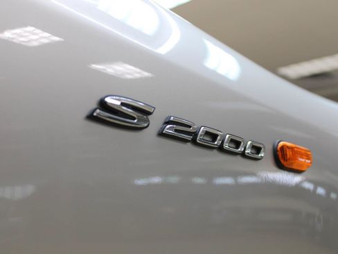 Used 2002 Honda S2000 image 12