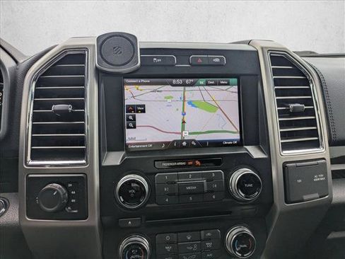 Used 2015 Ford F150 Platinum w/ Equipment Group 701A Luxury image 14