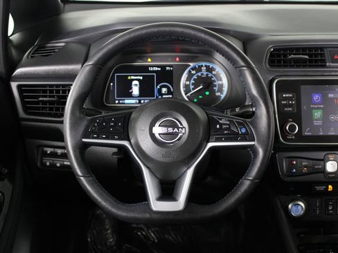 Certified 2023 Nissan Leaf SV Plus image 22