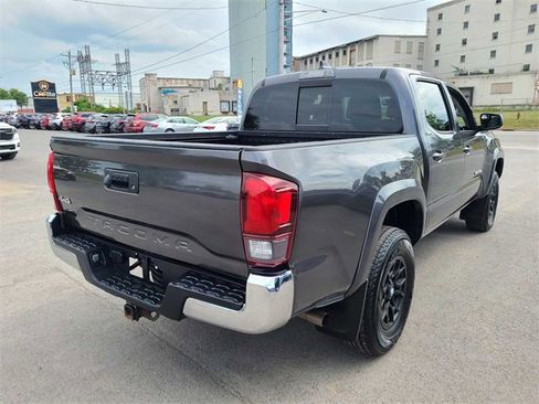 Used 2021 Toyota Tacoma SR5 image 7