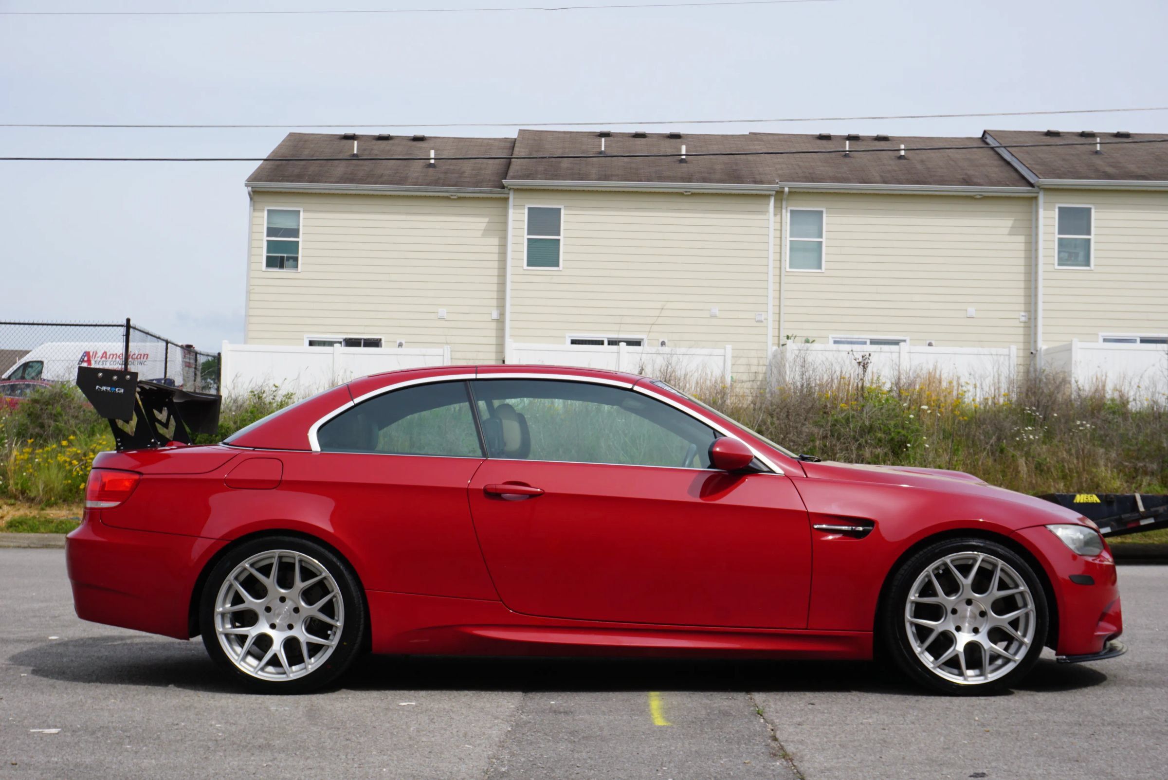Used 2010 BMW M3 Convertible RWD image 4