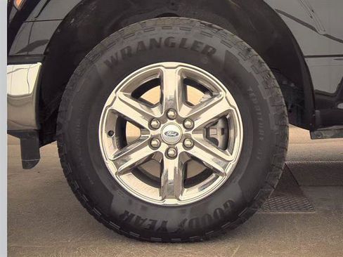 Used 2025 Ford F150 XLT w/ Equipment Group 301A Standard AWD/4WD image 9