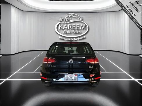 Used 2017 Volkswagen e-Golf SE w/ DC Fast Charging Package image 6