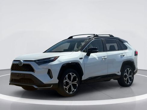 Used 2023 Toyota RAV4 XSE w/ Weather Package AWD/4WD image 2
