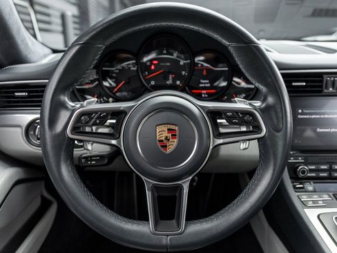 Certified 2017 Porsche 911 Carrera image 26
