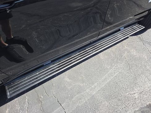 Used 2026 GMC Yukon XL AT4 Ultimate w/ LPO, Floor Liner Package AWD/4WD image 22