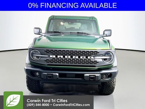 New 2025 Ford Bronco Badlands image 4