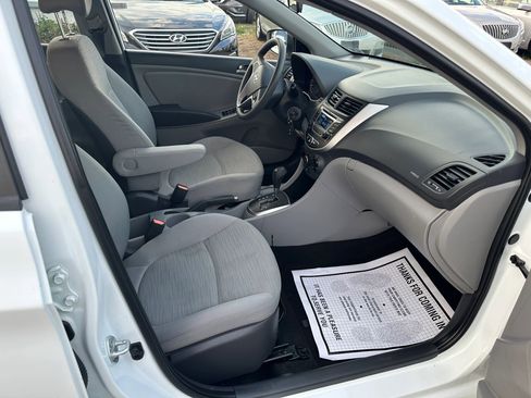 Used 2015 Hyundai Accent GS image 24