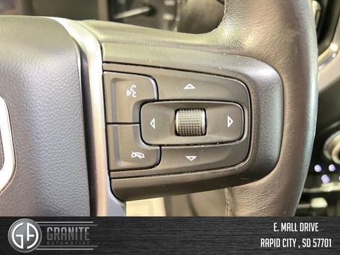 Used 2021 GMC Sierra 1500 SLT image 31