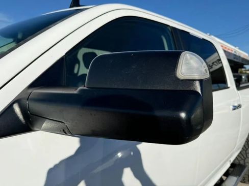 Used 2017 RAM 2500 Big Horn image 9