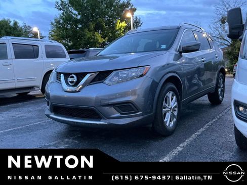 Used 2016 Nissan Rogue SV FWD image 3