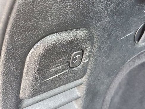 Used 2017 Jeep Grand Cherokee Limited AWD/4WD image 9