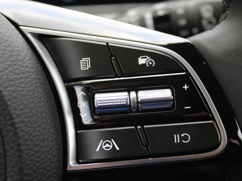 New 2026 Kia Seltos EX image 28