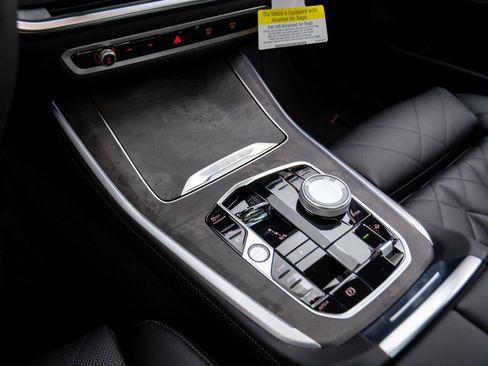 New 2026 BMW X5 xDrive50e image 12