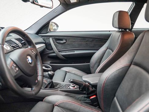 Used 2011 BMW 1 Series M image 17