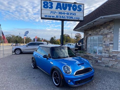 Used 2011 MINI Cooper S image 1