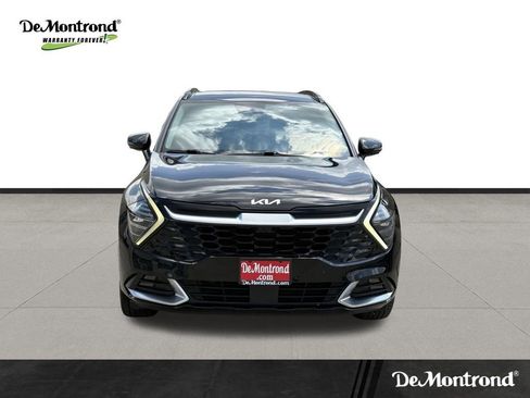 Used 2023 Kia Sportage SX image 2