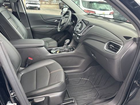 Used 2024 Chevrolet Equinox Premier w/ LPO, Floor Liner Package AWD/4WD image 30