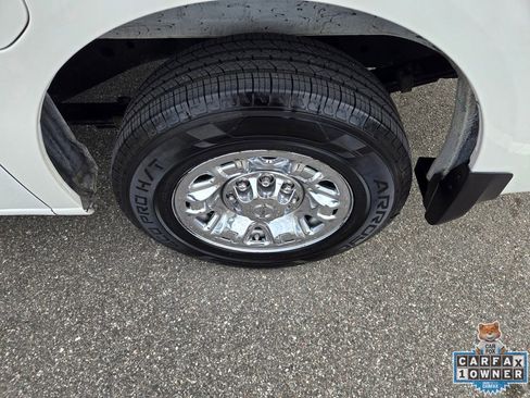 Used 2019 Nissan NV 3500 SV w/ Navigation Package RWD image 13