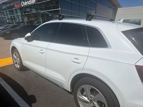 Used 2021 Audi Q5 2.0T Premium Plus w/ Premium Plus Package AWD/4WD image 4