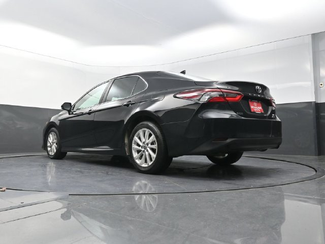 Used 2023 Toyota Camry LE AWD/4WD image 35