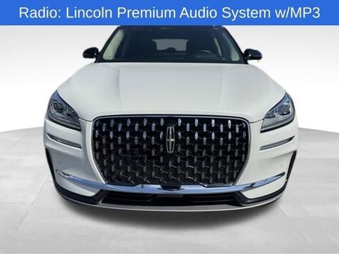 Certified 2025 Lincoln Corsair Reserve w/ Equipment Group 202A AWD/4WD image 9