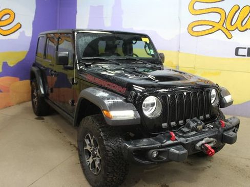 Used 2018 Jeep Wrangler Unlimited Rubicon w/ Uconnect 4C Nav & Sound Group AWD/4WD image 2