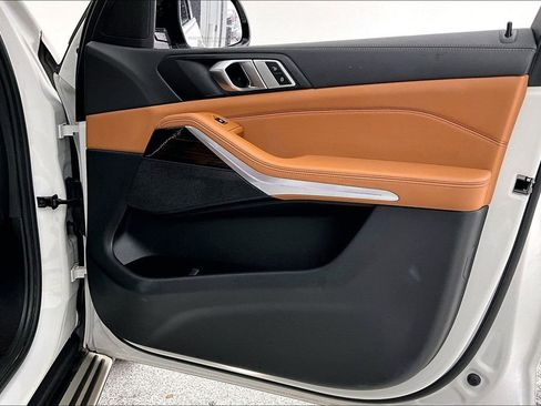 Used 2023 BMW X5 sDrive40i image 23