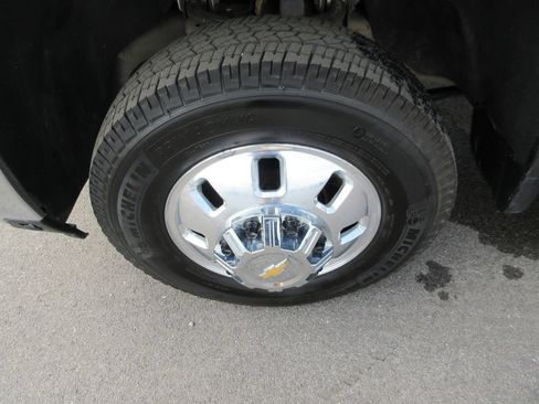 Certified 2024 Chevrolet Silverado 3500 LTZ w/ LTZ Convenience Package AWD/4WD image 16