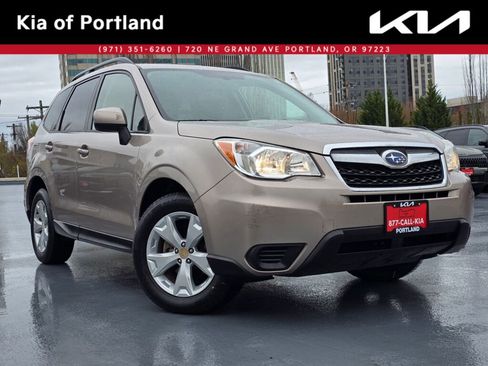 Used 2015 Subaru Forester 2.5i Premium w/ All-Weather Package AWD/4WD image 1