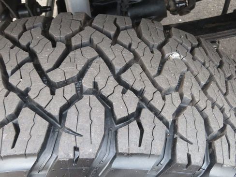 Used 2004 Ford F350 Harley-Davidson image 18