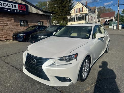 Used 2016 Lexus IS 300 AWD w/ Premium Package image 9