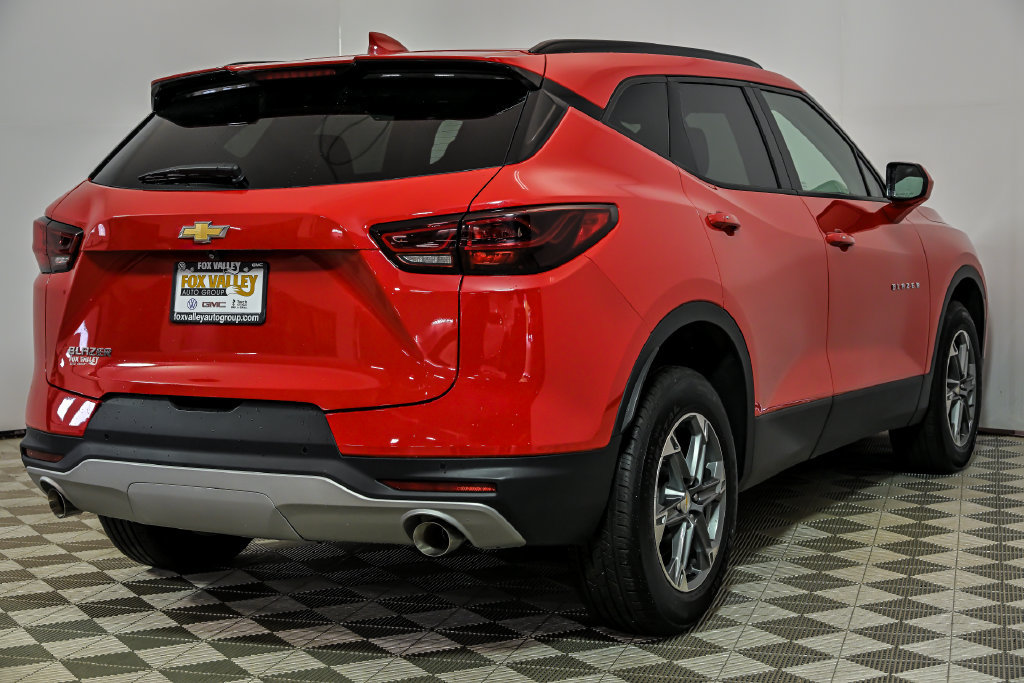 Used 2024 Chevrolet Blazer LT w/ LPO, Floor Liner Package FWD image 8