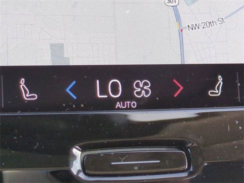 Certified 2024 Volvo S60 B5 Core image 22