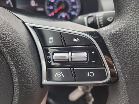 Used 2024 Kia Forte LXS image 27