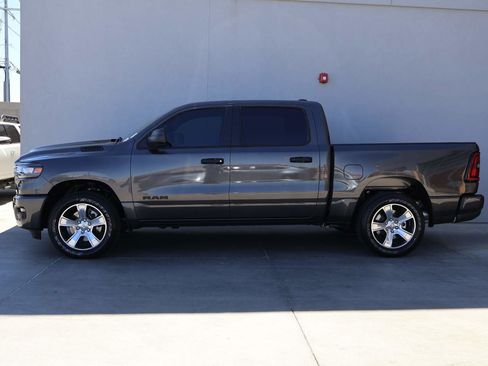 New 2026 RAM 1500 Express image 2